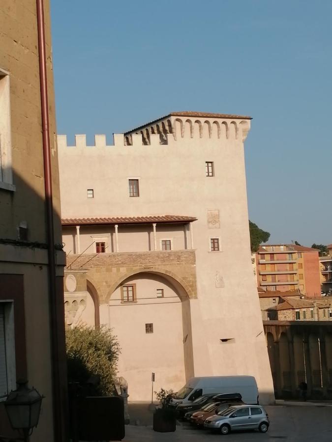 Km 0 Dal Centro By Tiziana Monaldi Hotel Pitigliano Exterior foto