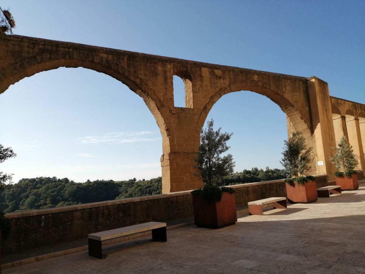 Km 0 Dal Centro By Tiziana Monaldi Hotel Pitigliano Exterior foto